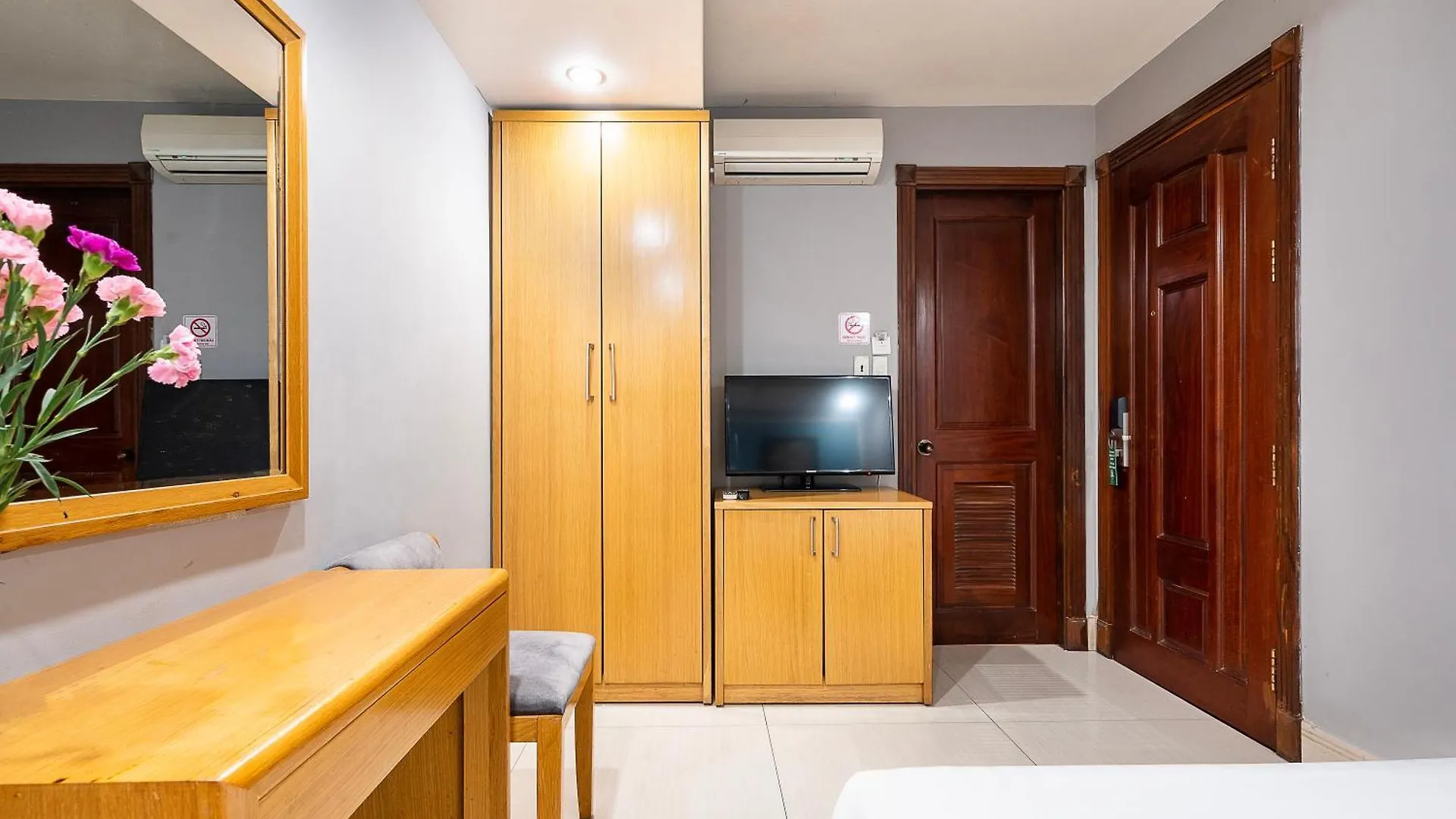 Lucky Star Hotel - Ben Thanh Ho-Chi-Minh-Stadt