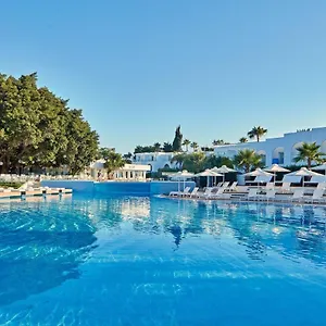 **** Hotel So Chypre