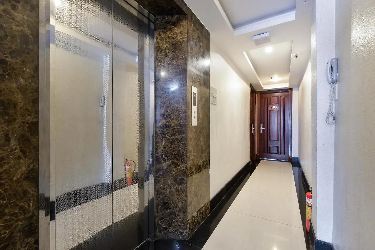 Lucky Star Hotel - Ben Thanh Ho Chi Minh City 3*,