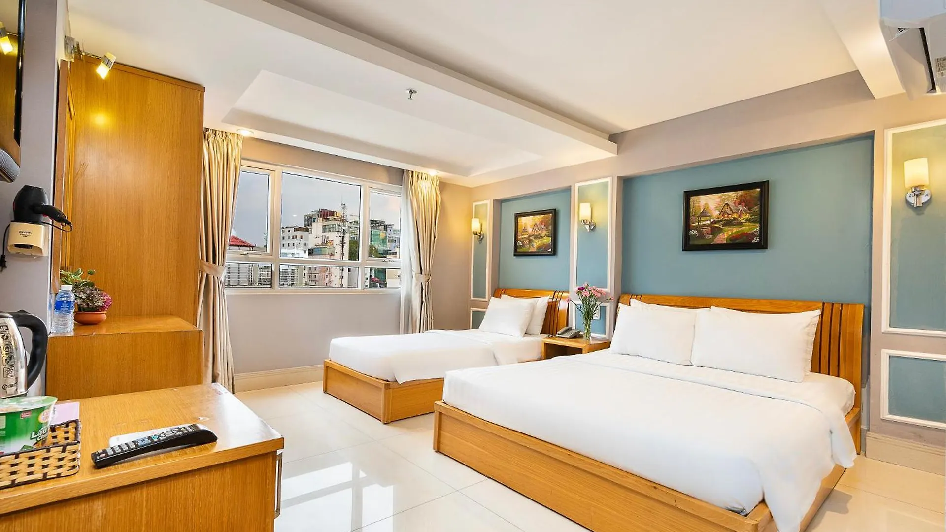 Lucky Star Hotel - Ben Thanh contacts