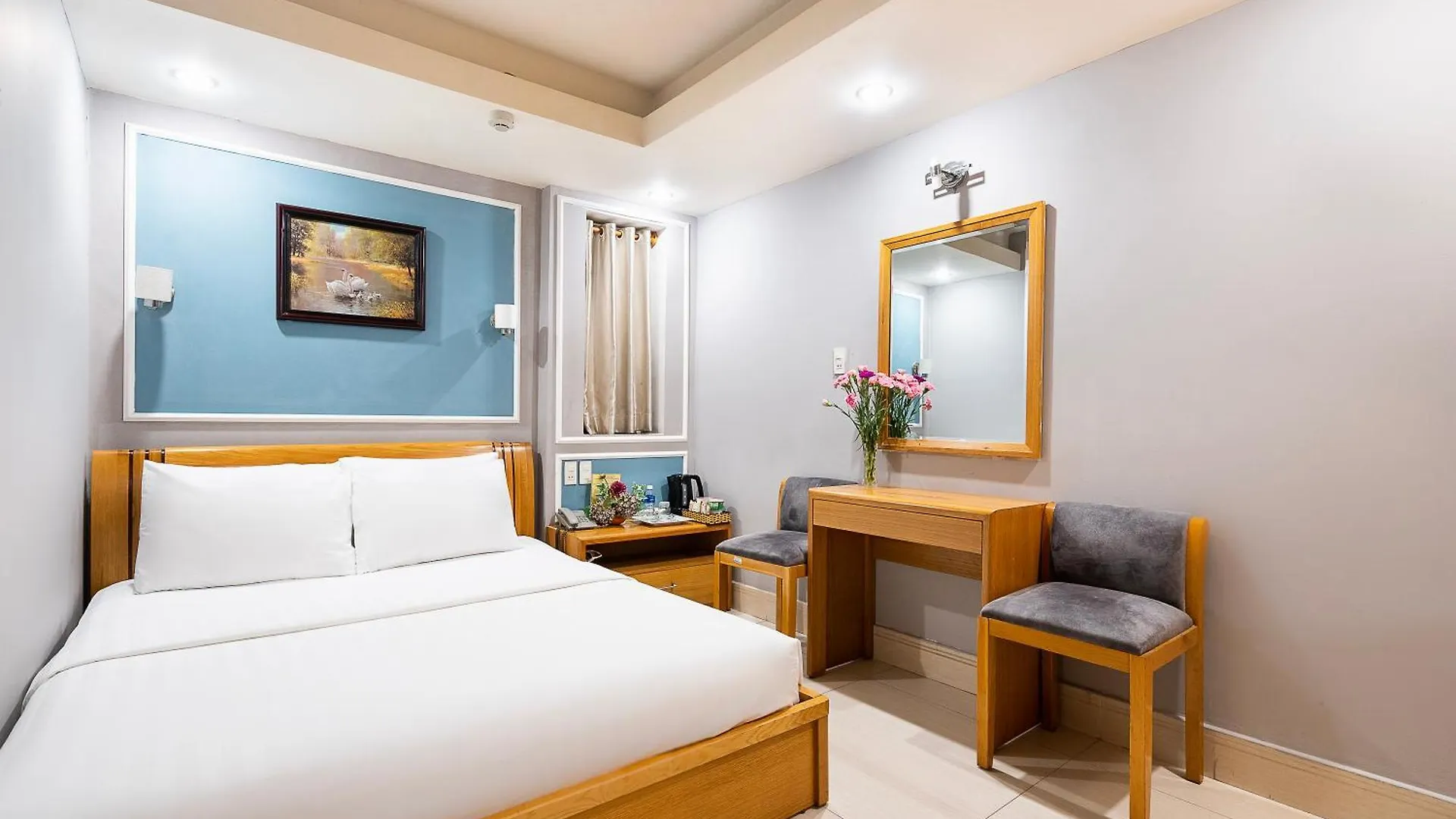 ***  Lucky Star Hotel - Ben Thanh Ho Chi Minh City Vietnam