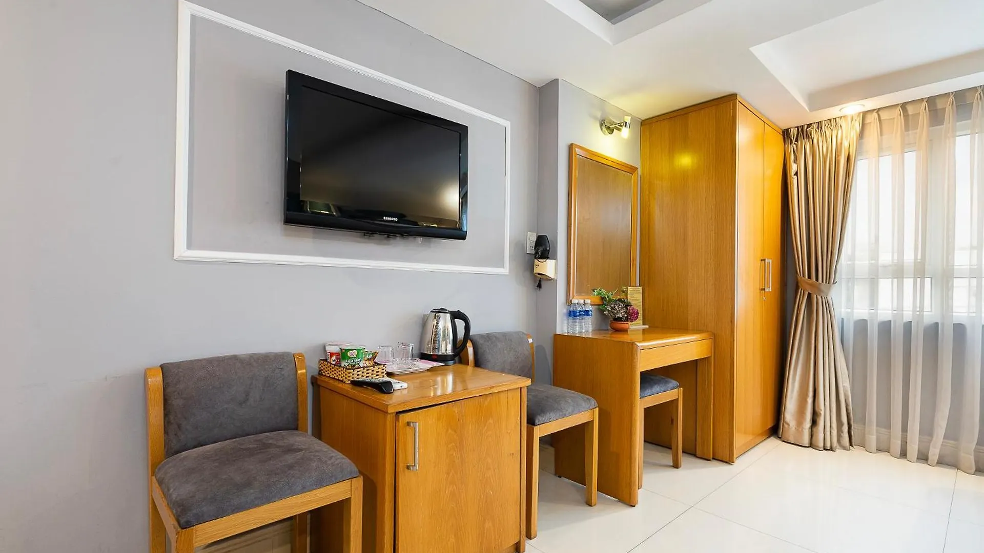 ***  Lucky Star Hotel - Ben Thanh Ho Chi Minh City Vietnam