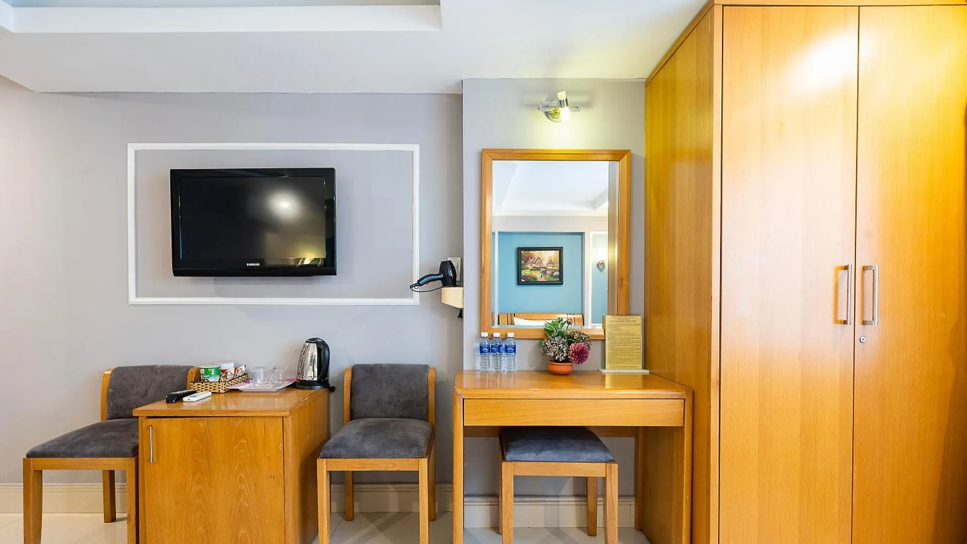 ***  Lucky Star Hotel - Ben Thanh Ho Chi Minh City Vietnam